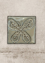 Lataa kuva Galleria-katseluun, Perhonen-laatta | Kiiltävä, useita värejä