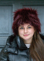 Lataa kuva Galleria-katseluun, Karvahattu | Inari