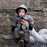 Lataa kuva Galleria-katseluun, Ekologinen valinta! Erittäin toimiva ja tyylikäs Punaisen Norsun villainen ulkohaalari lapselle.