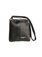 Lataa kuva Galleria-katseluun, musta-unisex-turvavyö-laukku.jpg