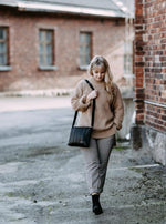 Lataa kuva Galleria-katseluun, Veska