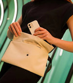 Lataa kuva Galleria-katseluun, Notabag Crossbody | Musta, kermanvalkoinen