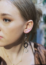 Lataa kuva Galleria-katseluun, Kolmikko-korvakorut