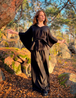 Lataa kuva Galleria-katseluun, Kurjenmiekka-paita | Musta, sininen