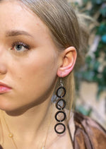 Lataa kuva Galleria-katseluun, Nelikko-korvakorut