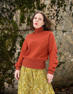 Lataa kuva Galleria-katseluun, Pohjan neito -paita | Musta, ruoste, liila